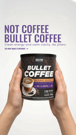 يدان تمسكان علبة Bullet Coffee من Zelthy